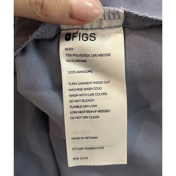 FIGS Technical Collection Light Blue Rafaela Oversized Womens Scrub Top Size XXL - Picture 4 of 5